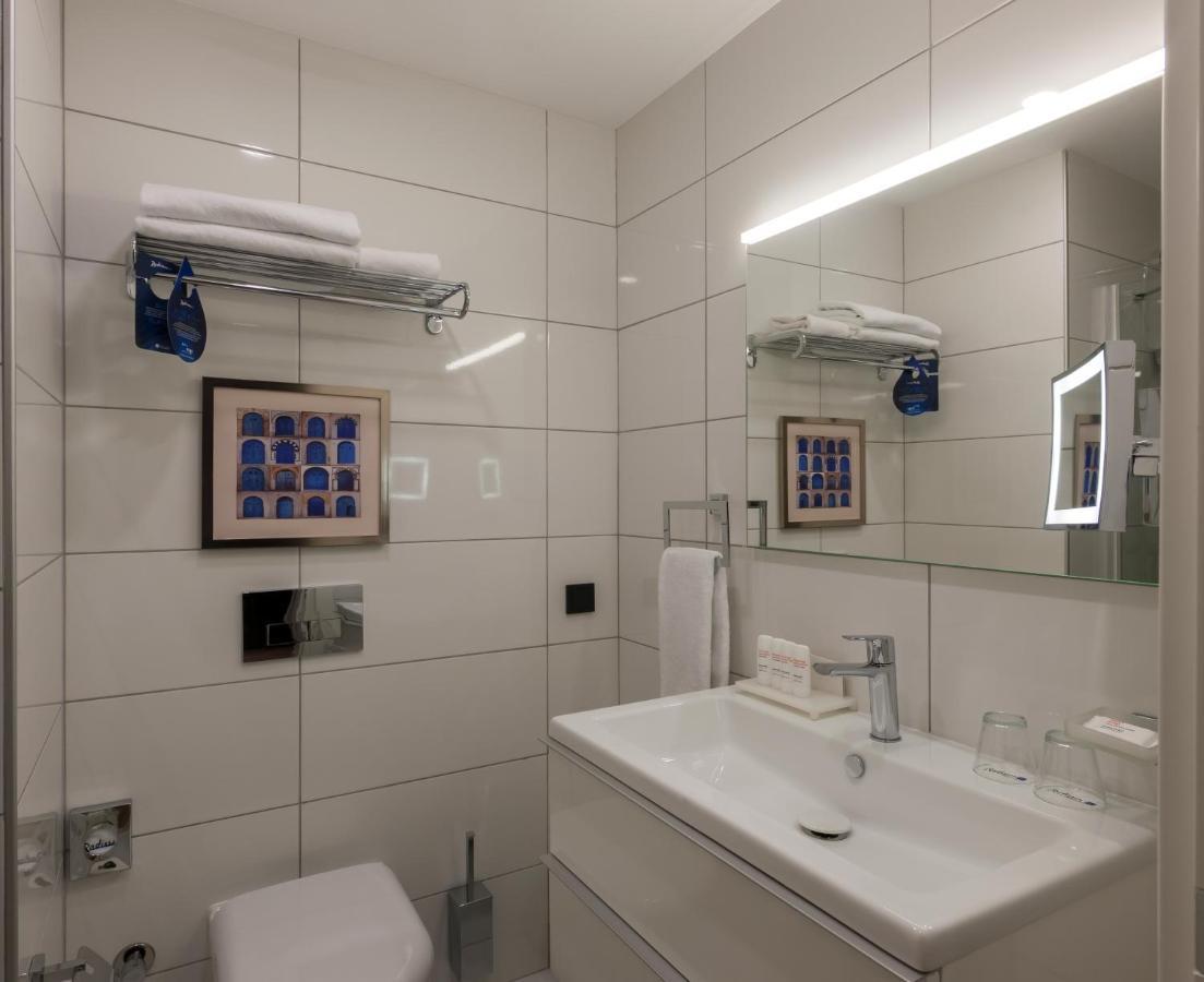 The Superior Living Batisehir Appartement Istanboel Buitenkant foto