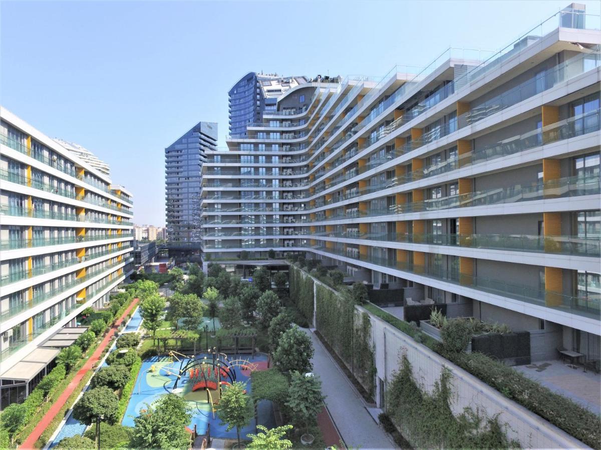 The Superior Living Batisehir Appartement Istanboel Buitenkant foto