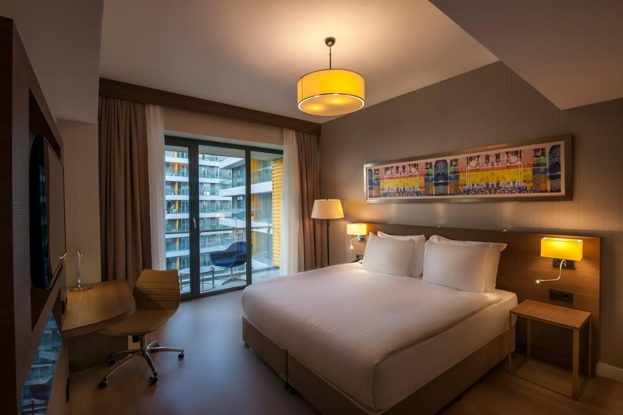 The Superior Living Batisehir Appartement Istanboel Buitenkant foto