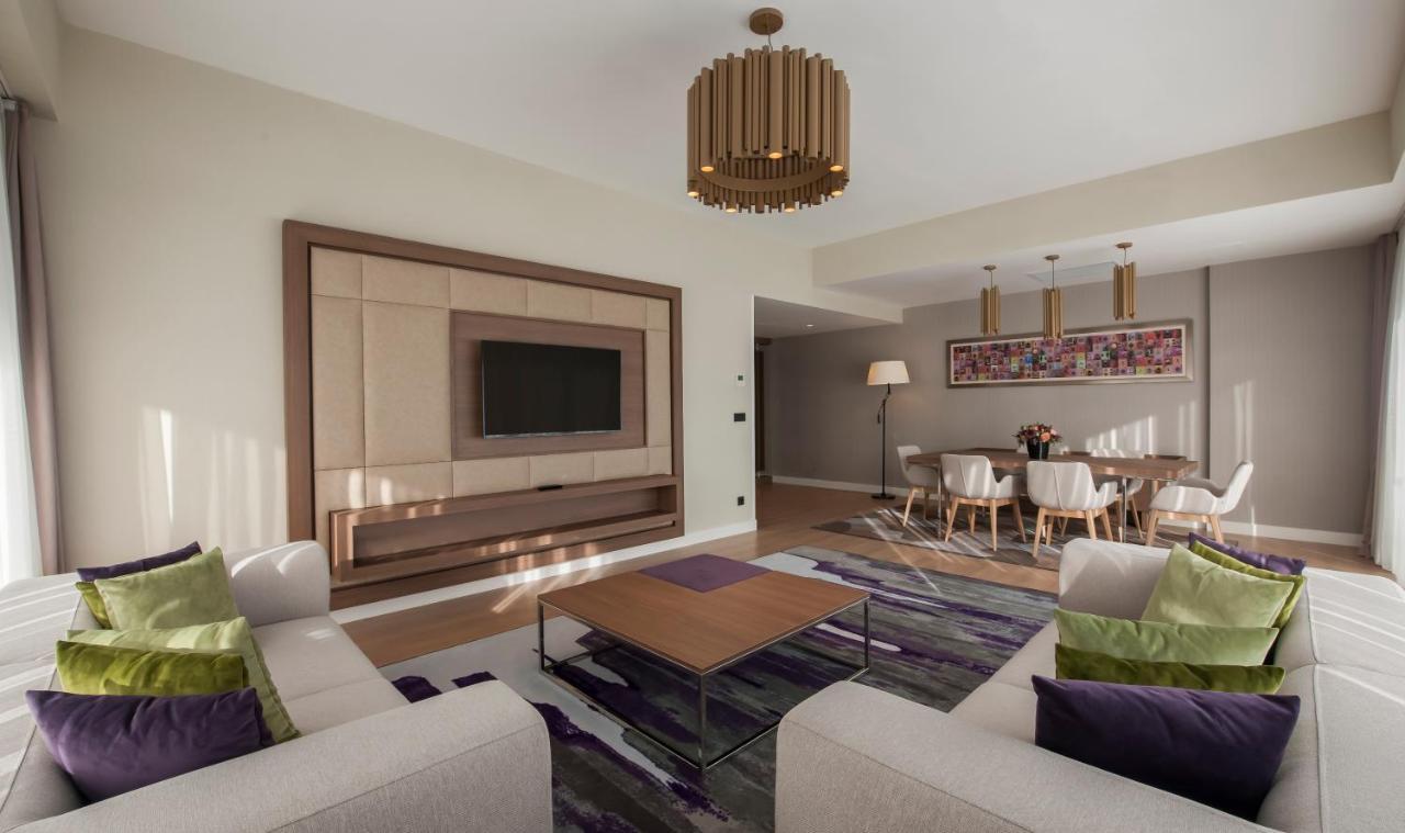 The Superior Living Batisehir Appartement Istanboel Buitenkant foto