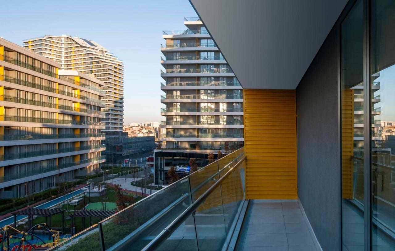 The Superior Living Batisehir Appartement Istanboel Buitenkant foto