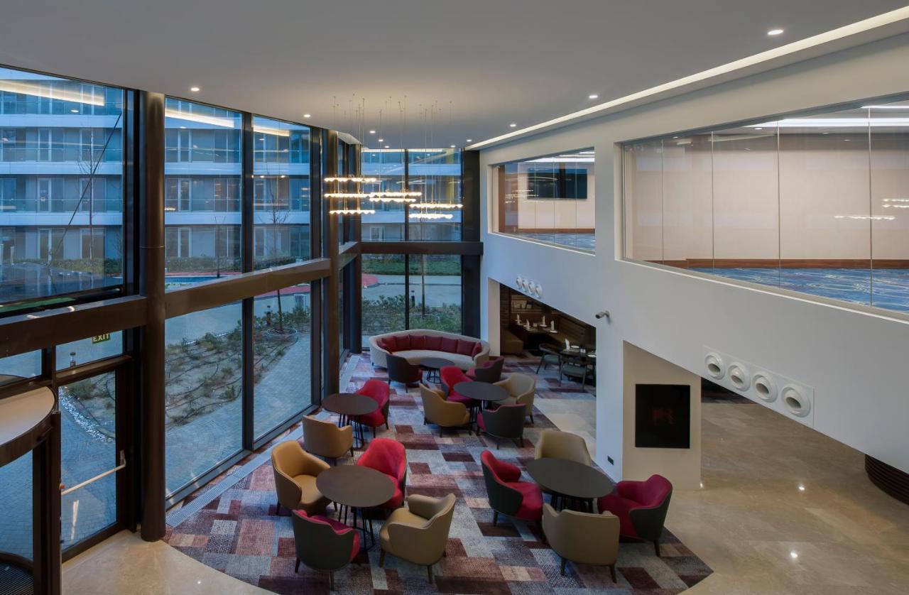 The Superior Living Batisehir Appartement Istanboel Buitenkant foto