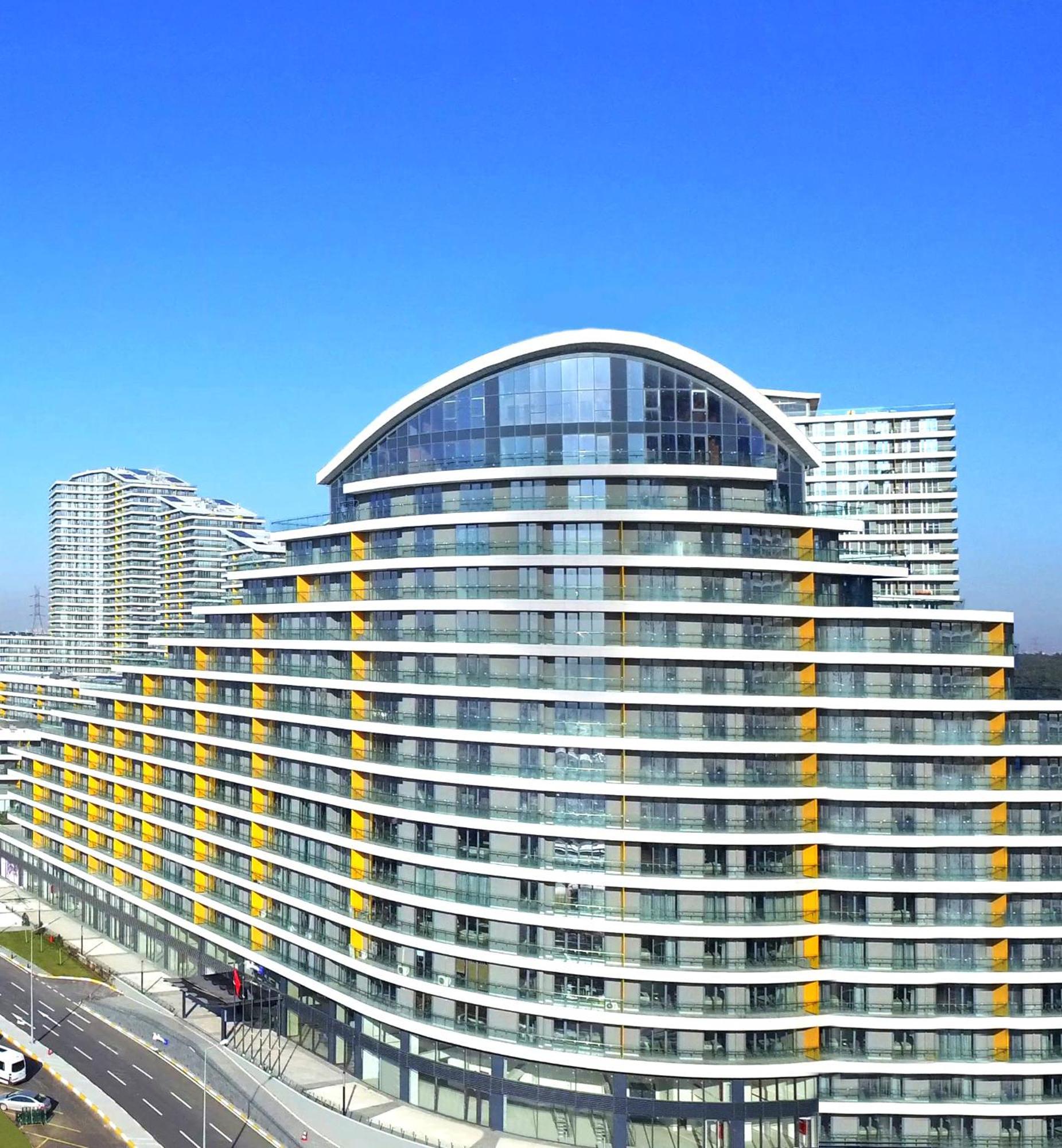 The Superior Living Batisehir Appartement Istanboel Buitenkant foto